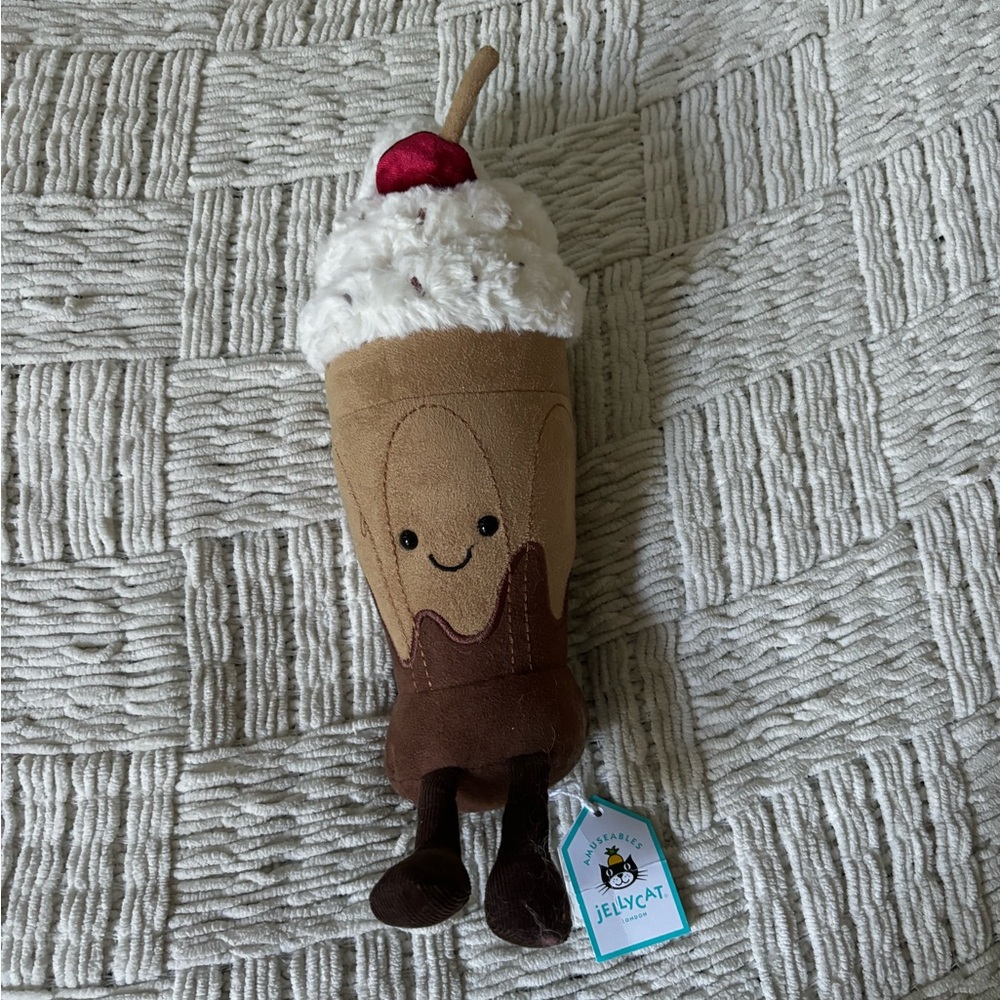 BNWT Jellycat Marin Milkshake